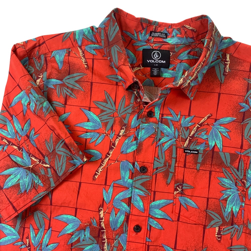 Volcom Mens Classic Fit Bamboo Print Short Sleeve Button Down Shirt Red Large